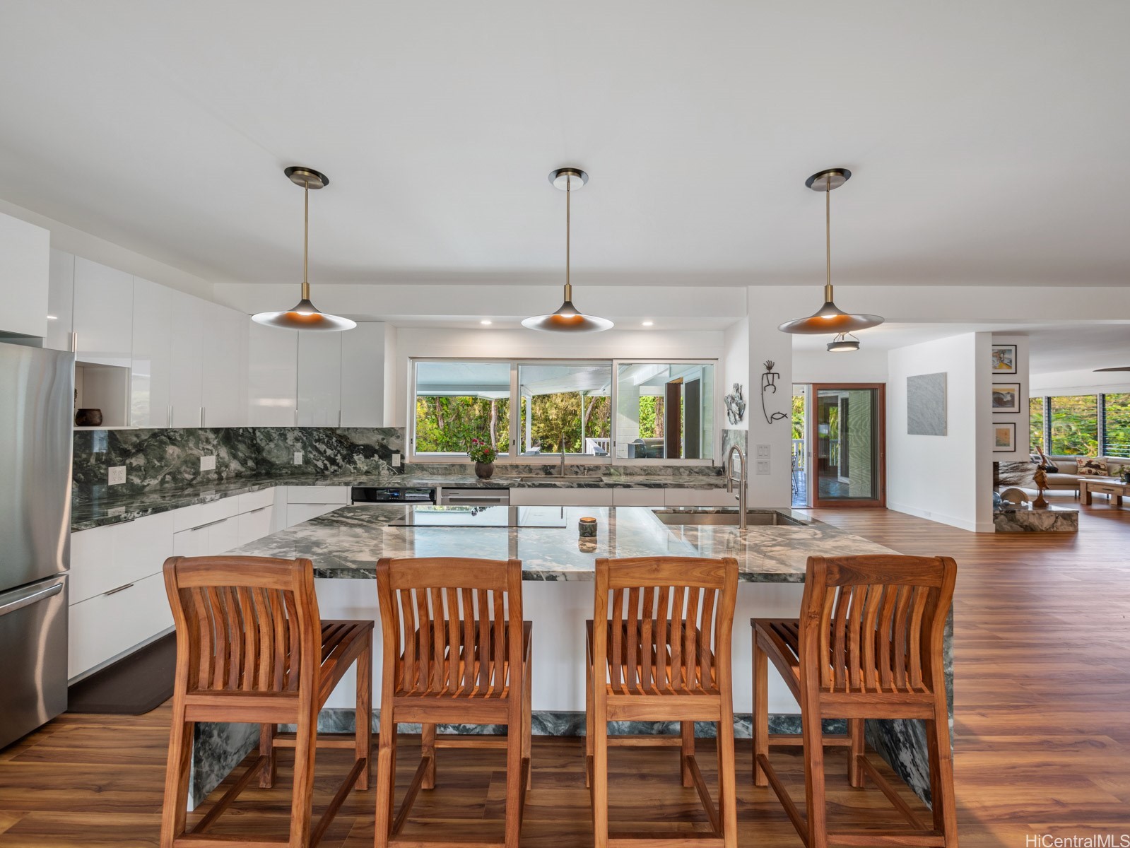 969 Auloa Road