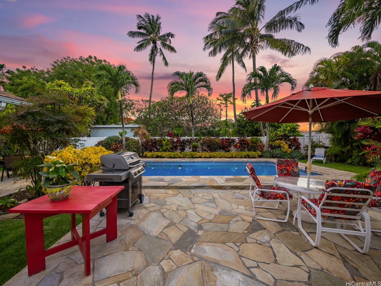 294 Awakea Road