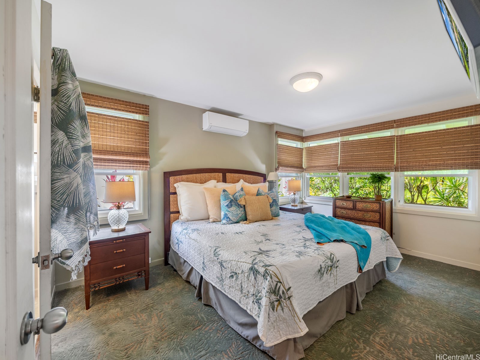 294 Awakea Road
