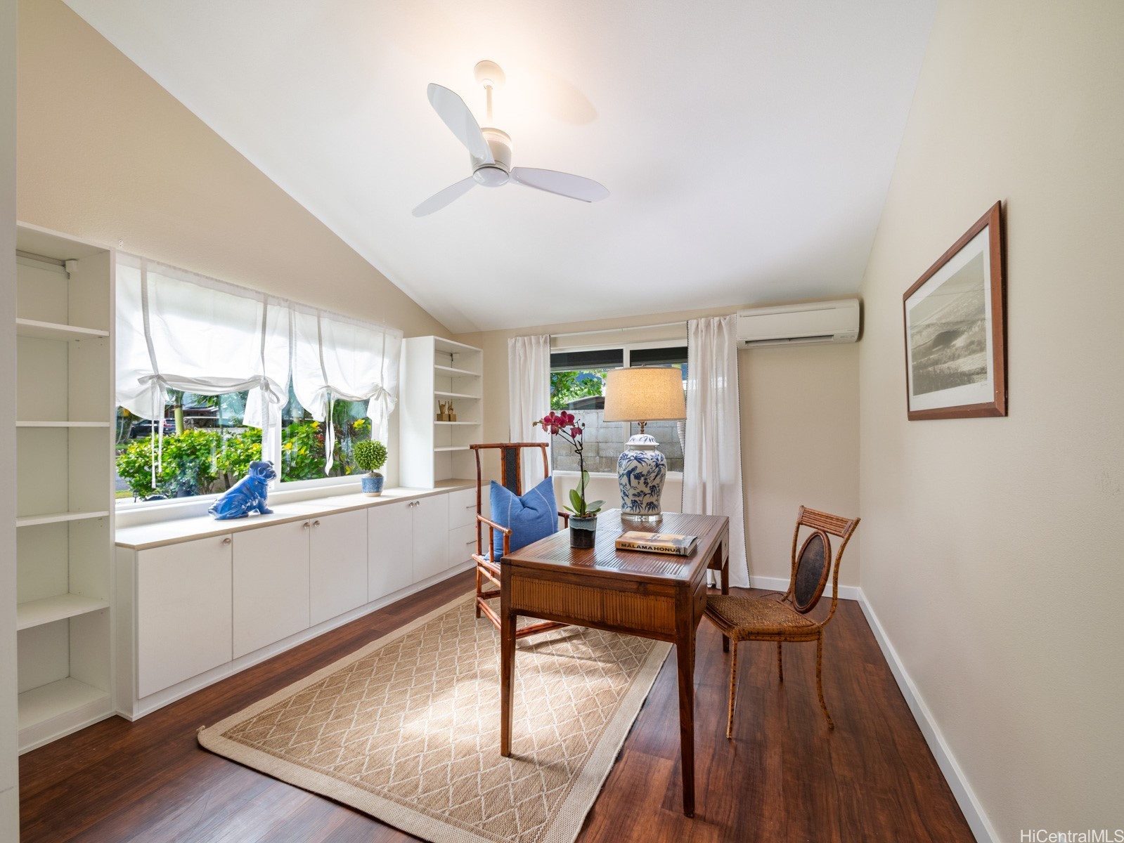 6601 Hawaii Kai Drive