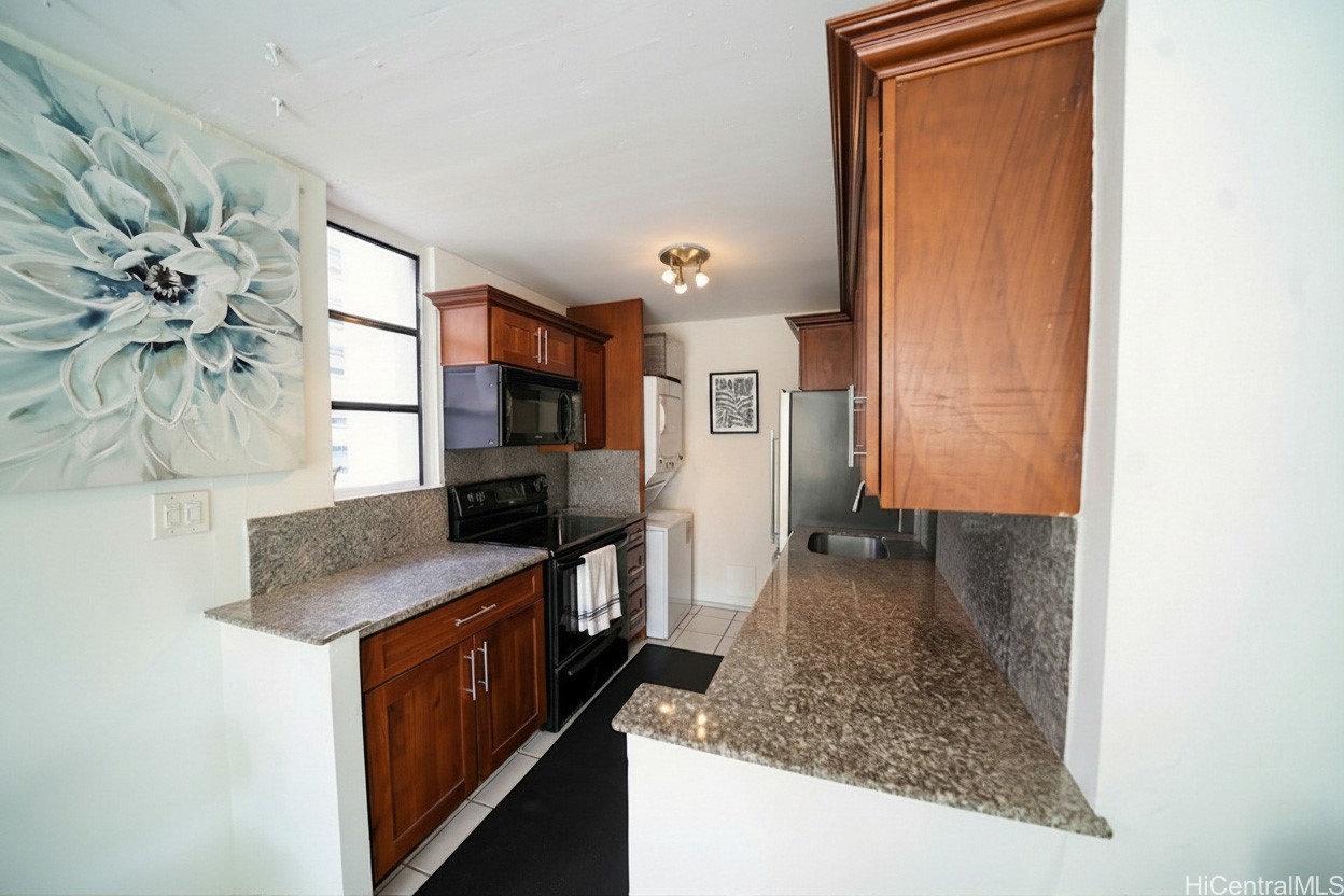2410 Cleghorn Street 502
