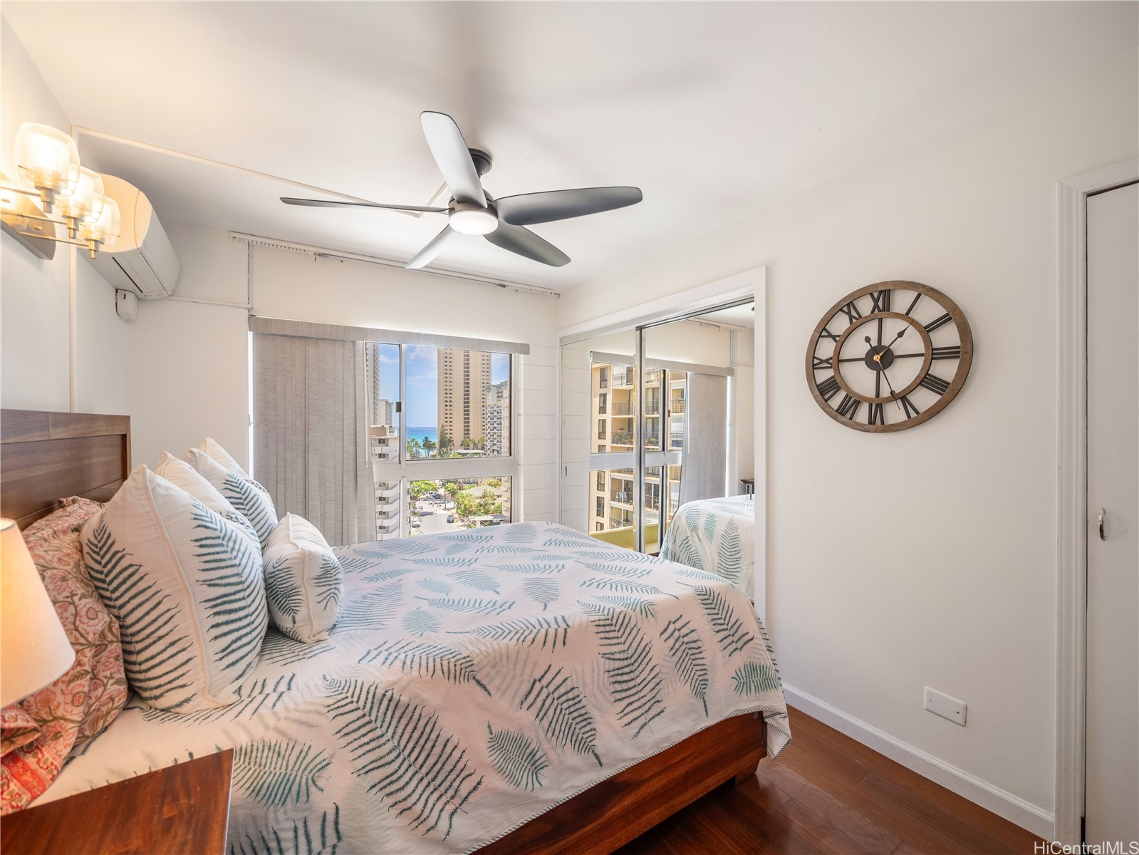 303 Liliuokalani Avenue 1104