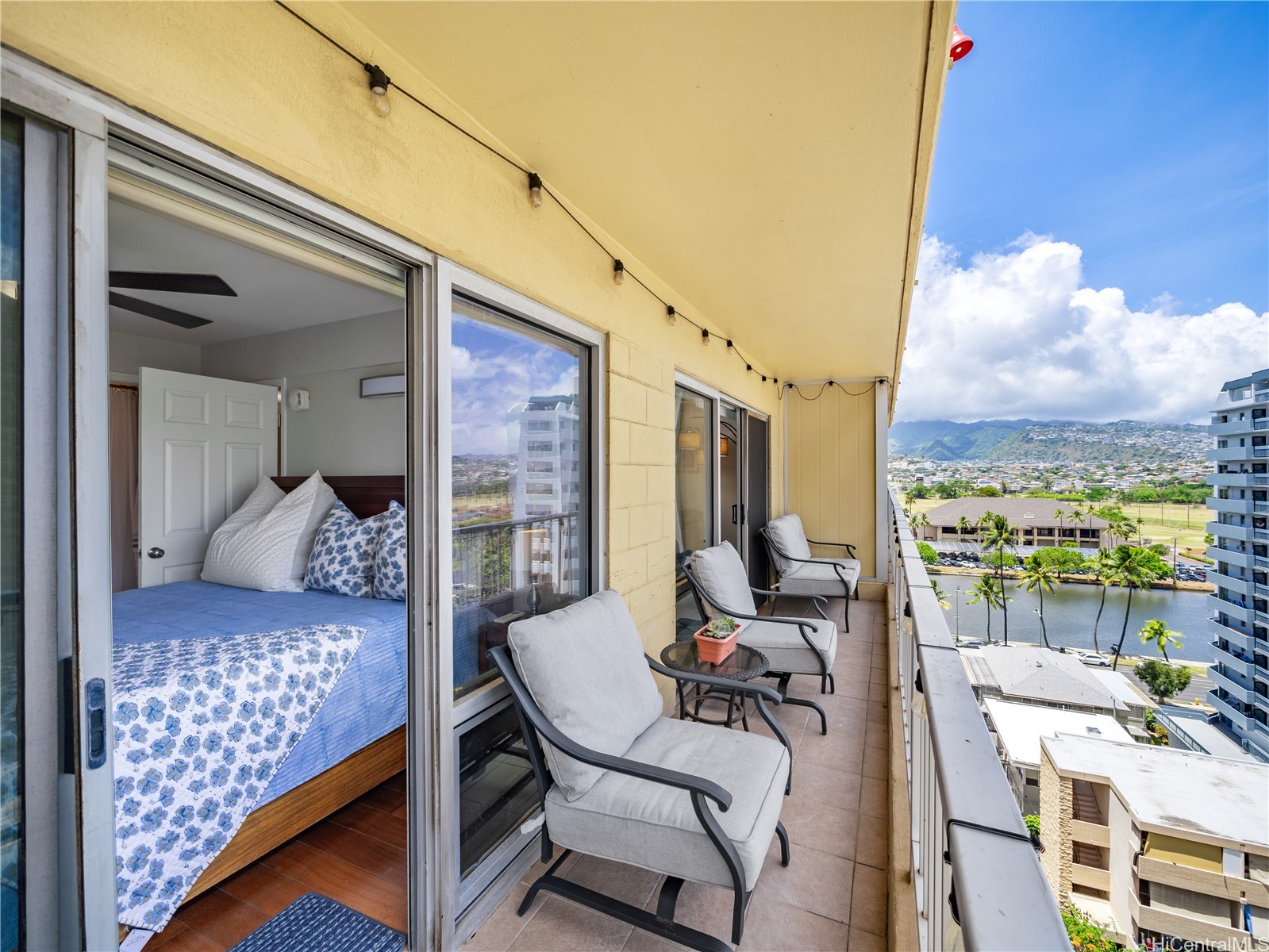 303 Liliuokalani Avenue 1104