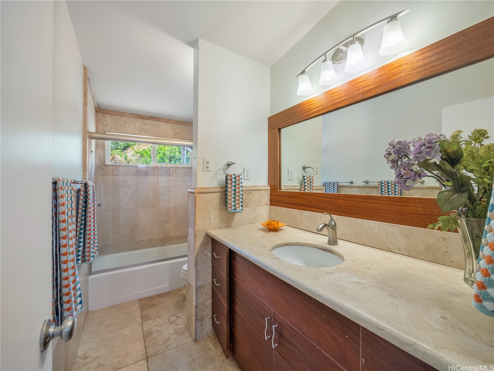 111 Polihale Place