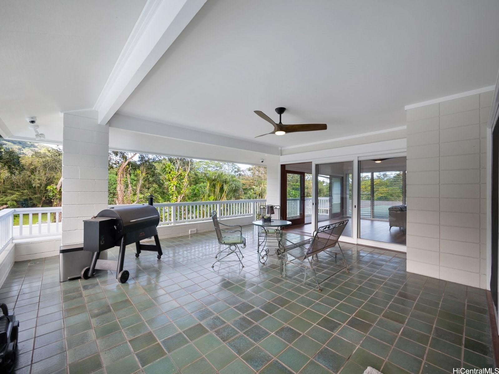 969 Auloa Road
