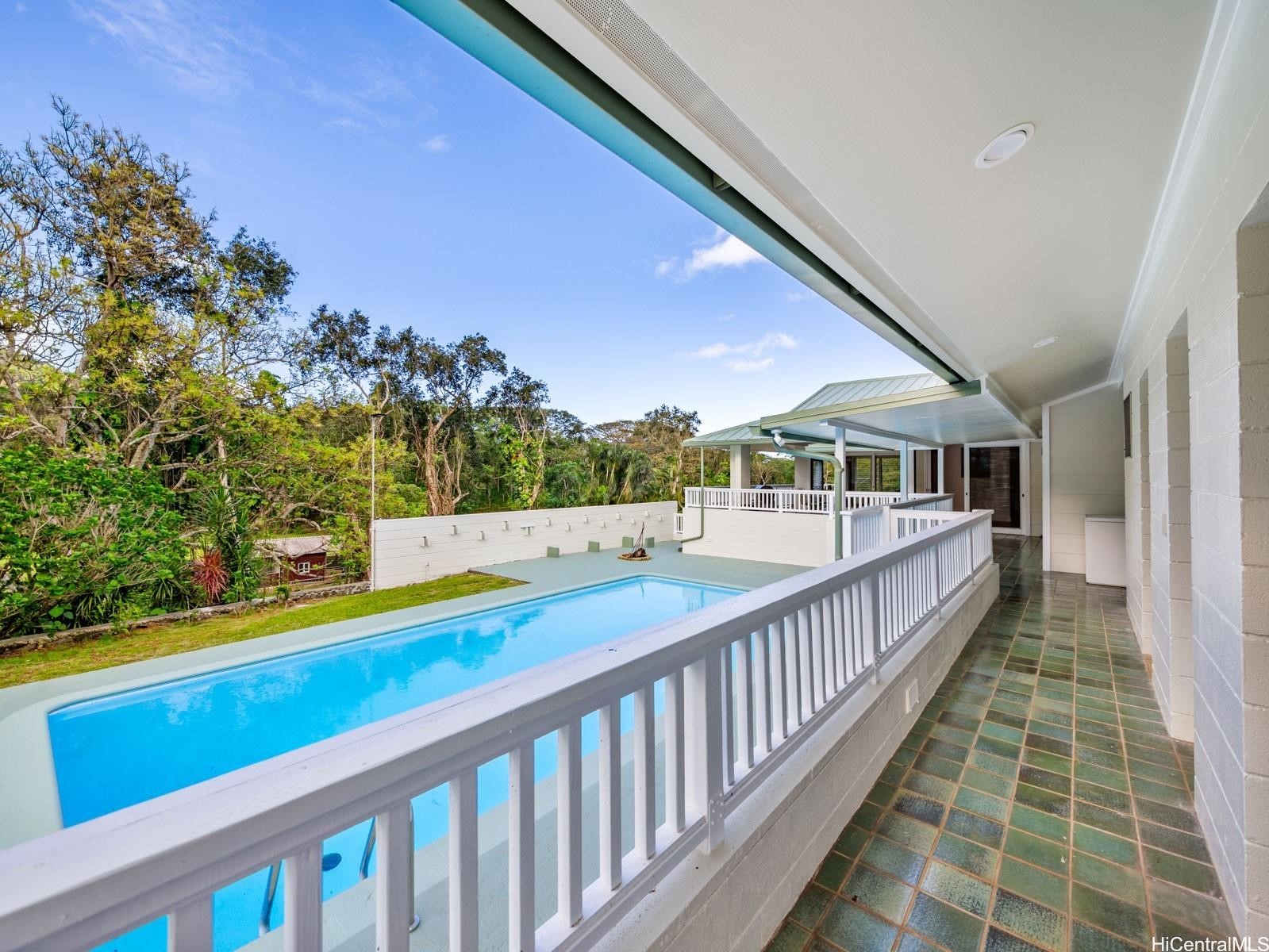969 Auloa Road