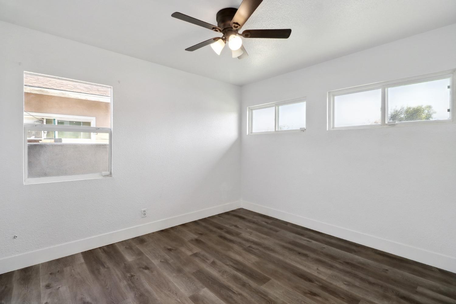 701 Las Palmas Avenue