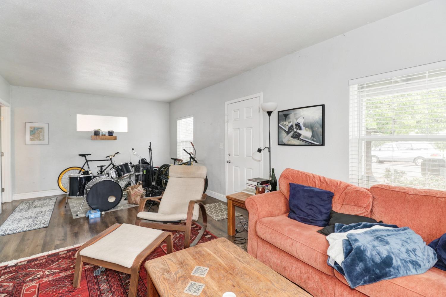 3224 3230 9th Avenue