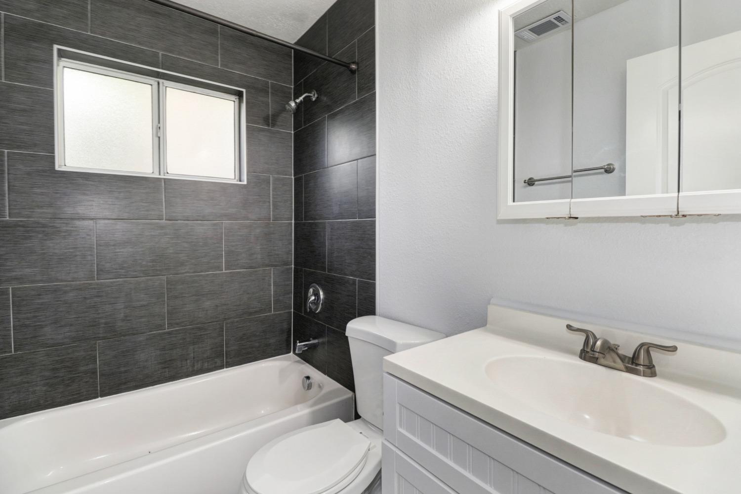 3224 3230 9th Avenue