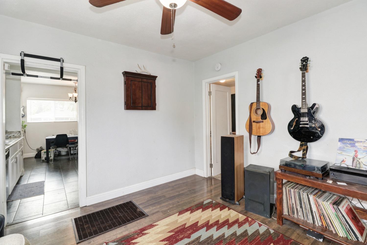 3224 3230 9th Avenue