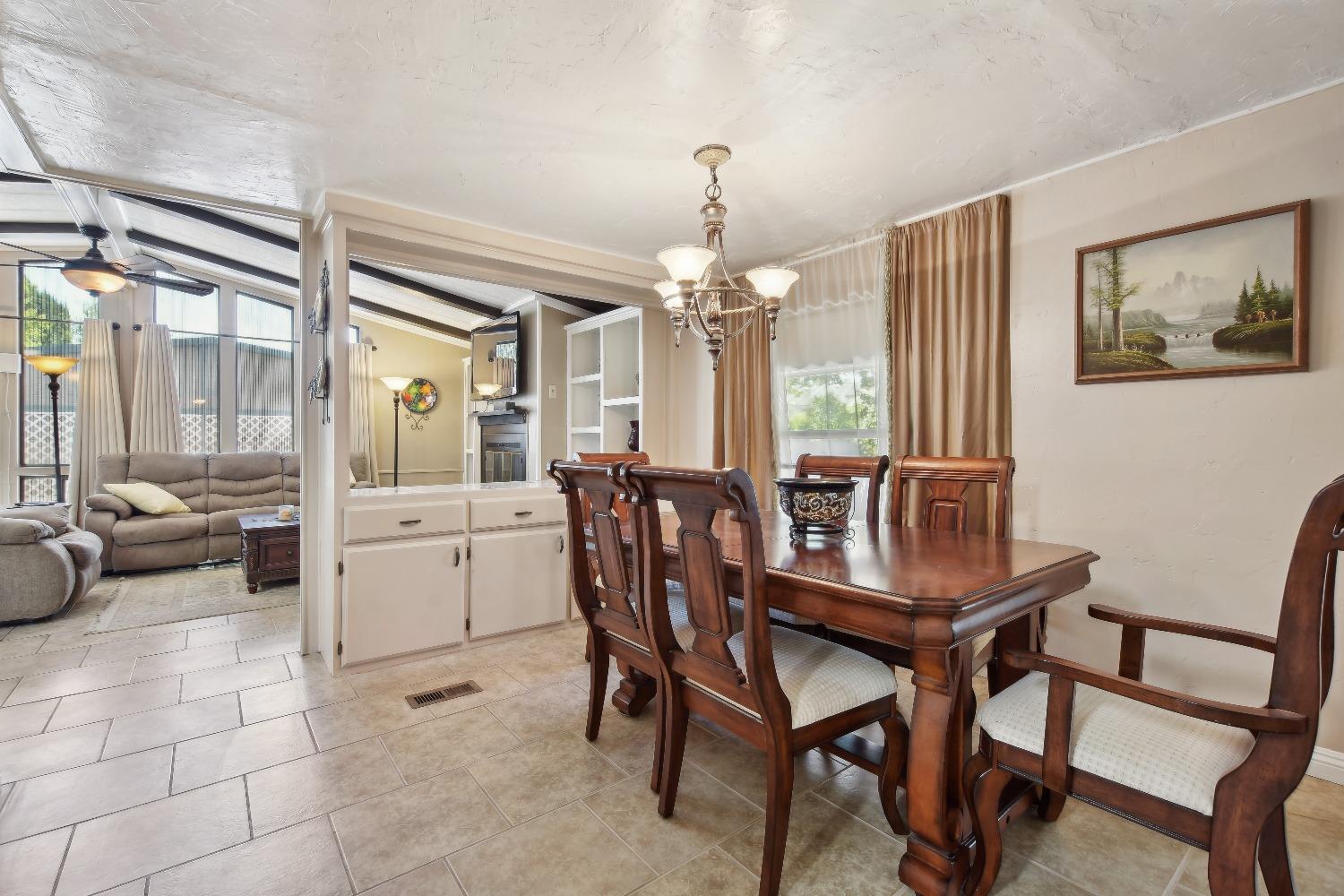 6600 Grosse Point Court 601