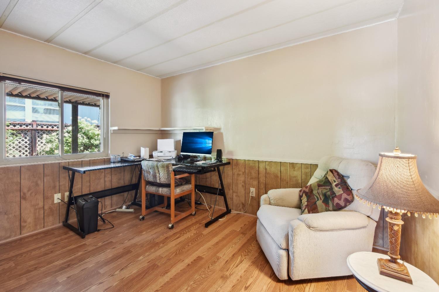 6600 Grosse Point Court 601