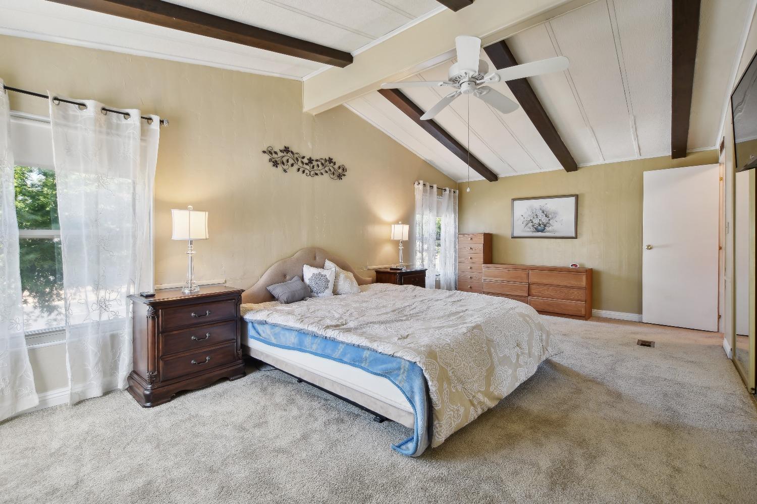 6600 Grosse Point Court 601