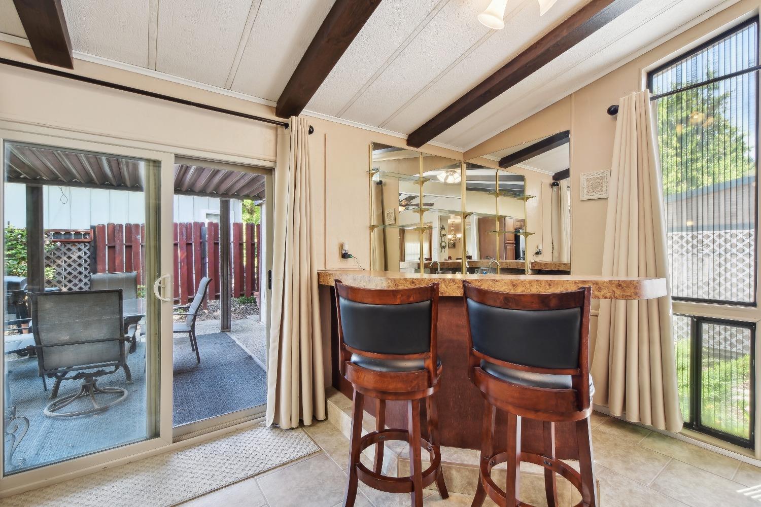 6600 Grosse Point Court 601