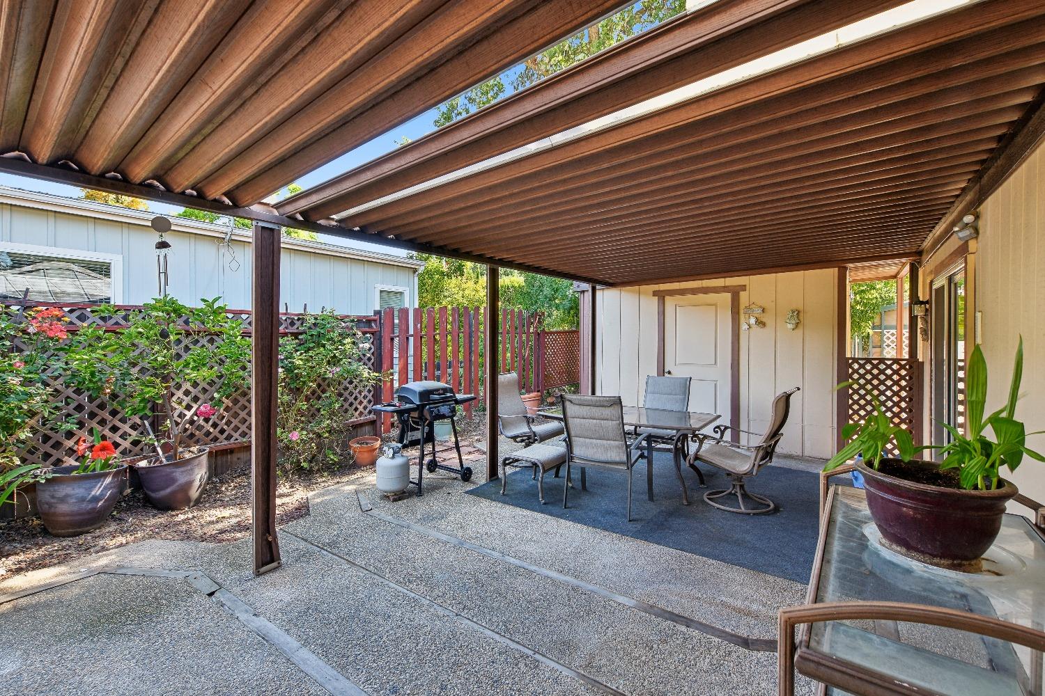 6600 Grosse Point Court 601