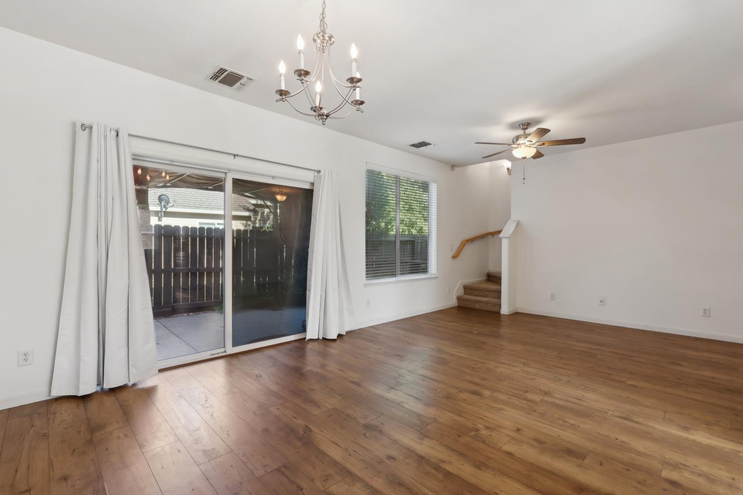 4386 Mount Kisco Way