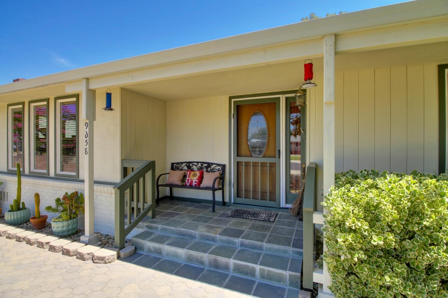 9658 Eisenbeisz Street