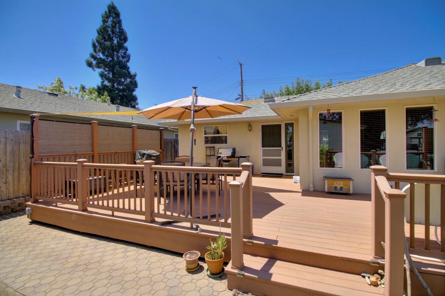 9658 Eisenbeisz Street