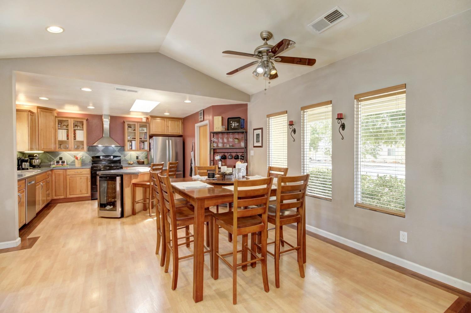 9658 Eisenbeisz Street