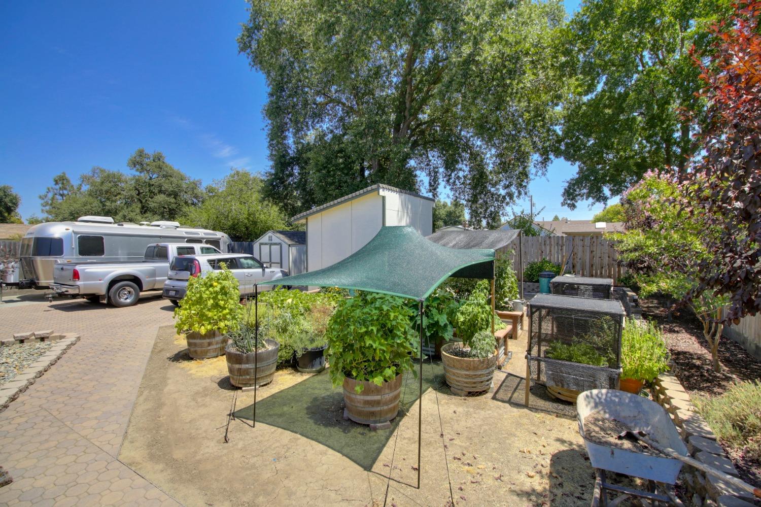 9658 Eisenbeisz Street