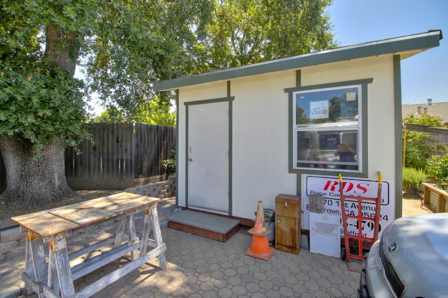 9658 Eisenbeisz Street