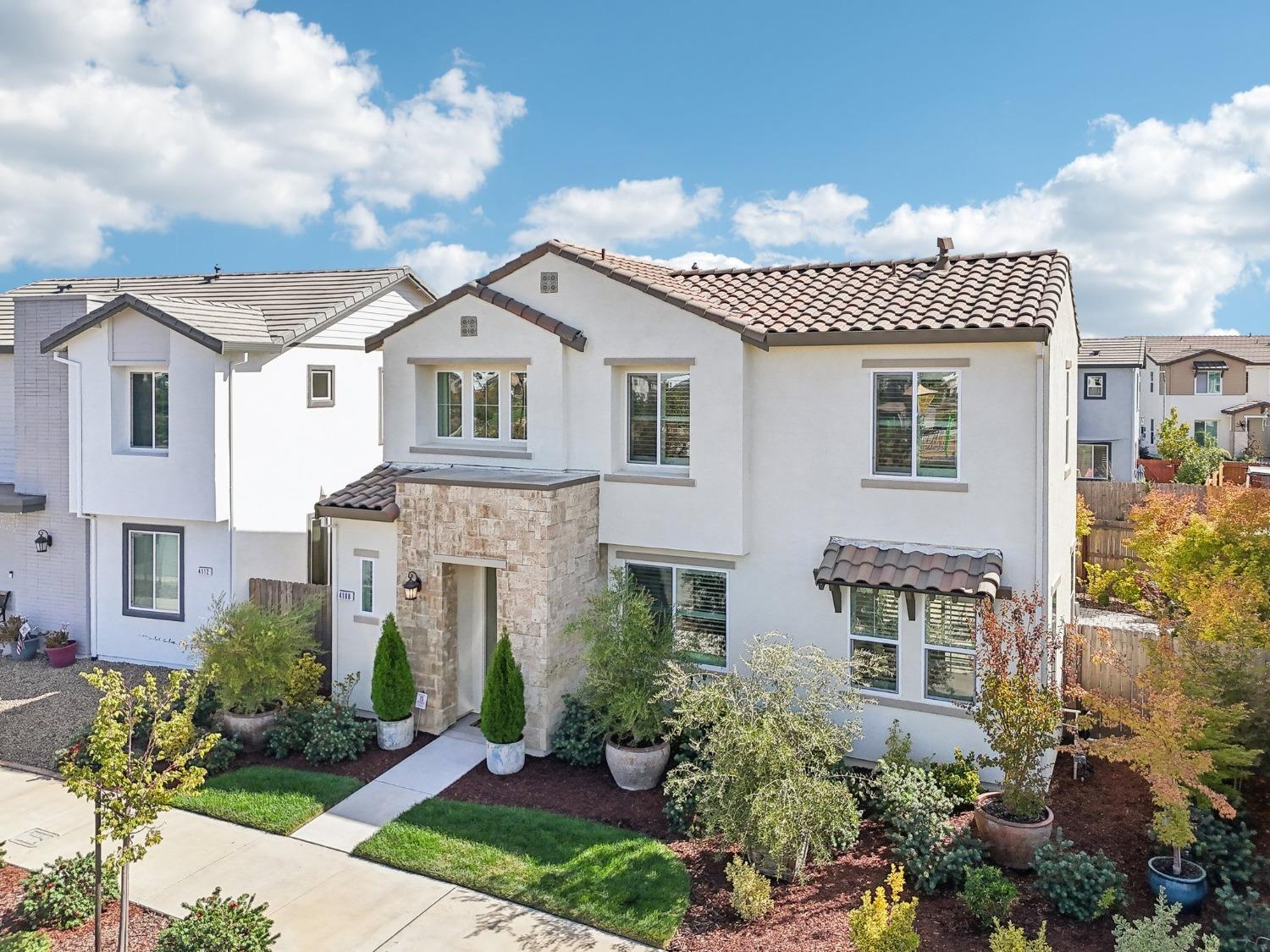 4108 Mackerricher Way