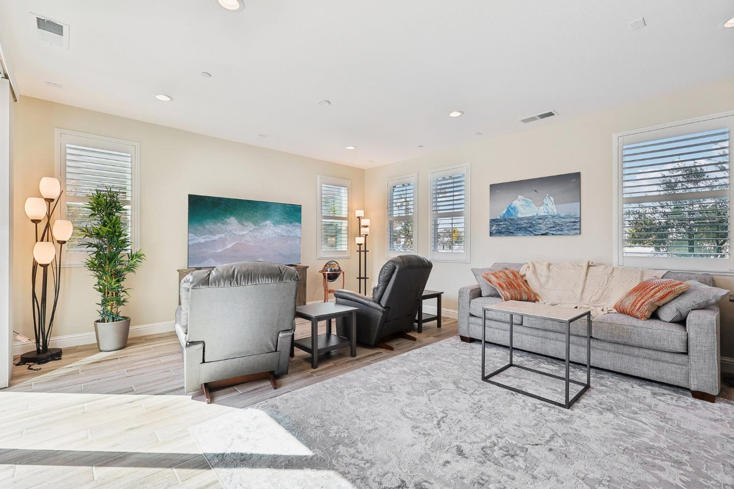 4108 Mackerricher Way