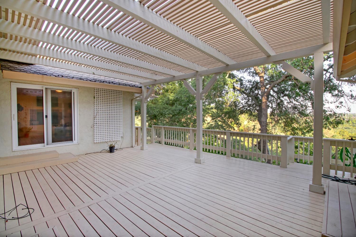 106 River Ridge Court