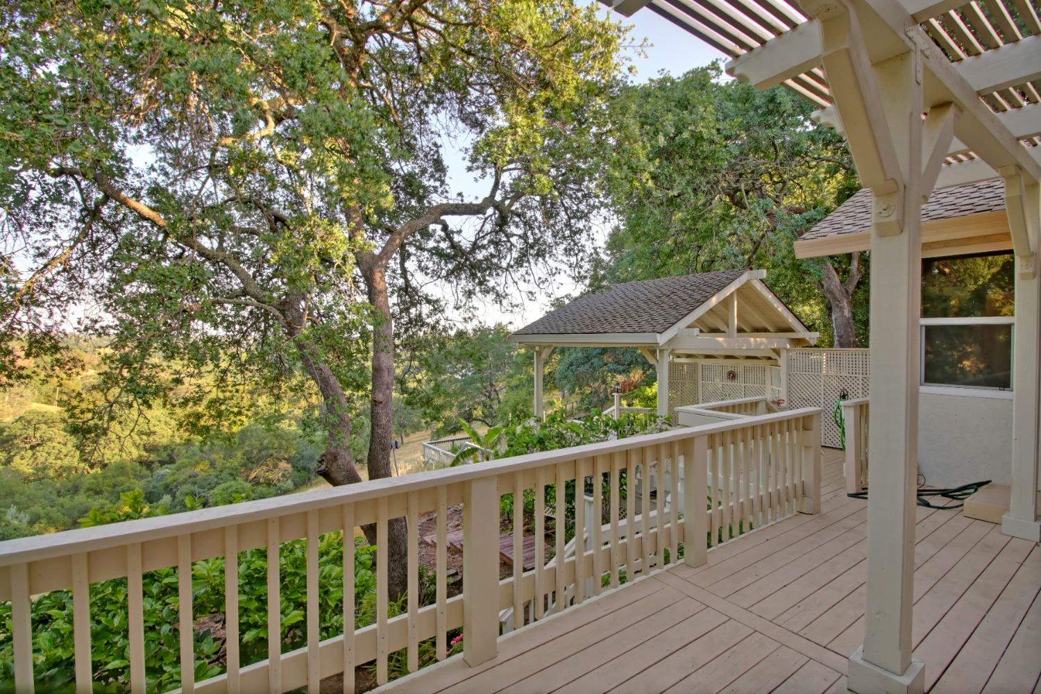 106 River Ridge Court