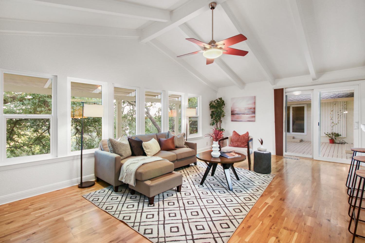 106 River Ridge Court