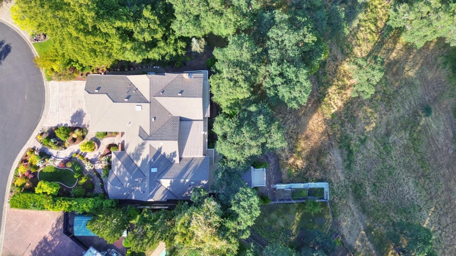 106 River Ridge Court