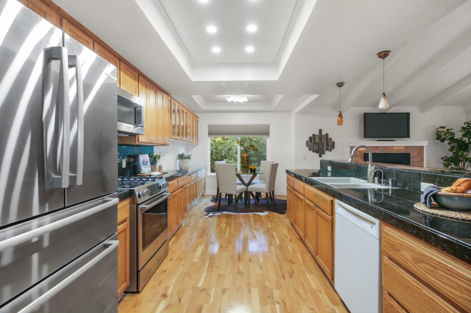 106 River Ridge Court