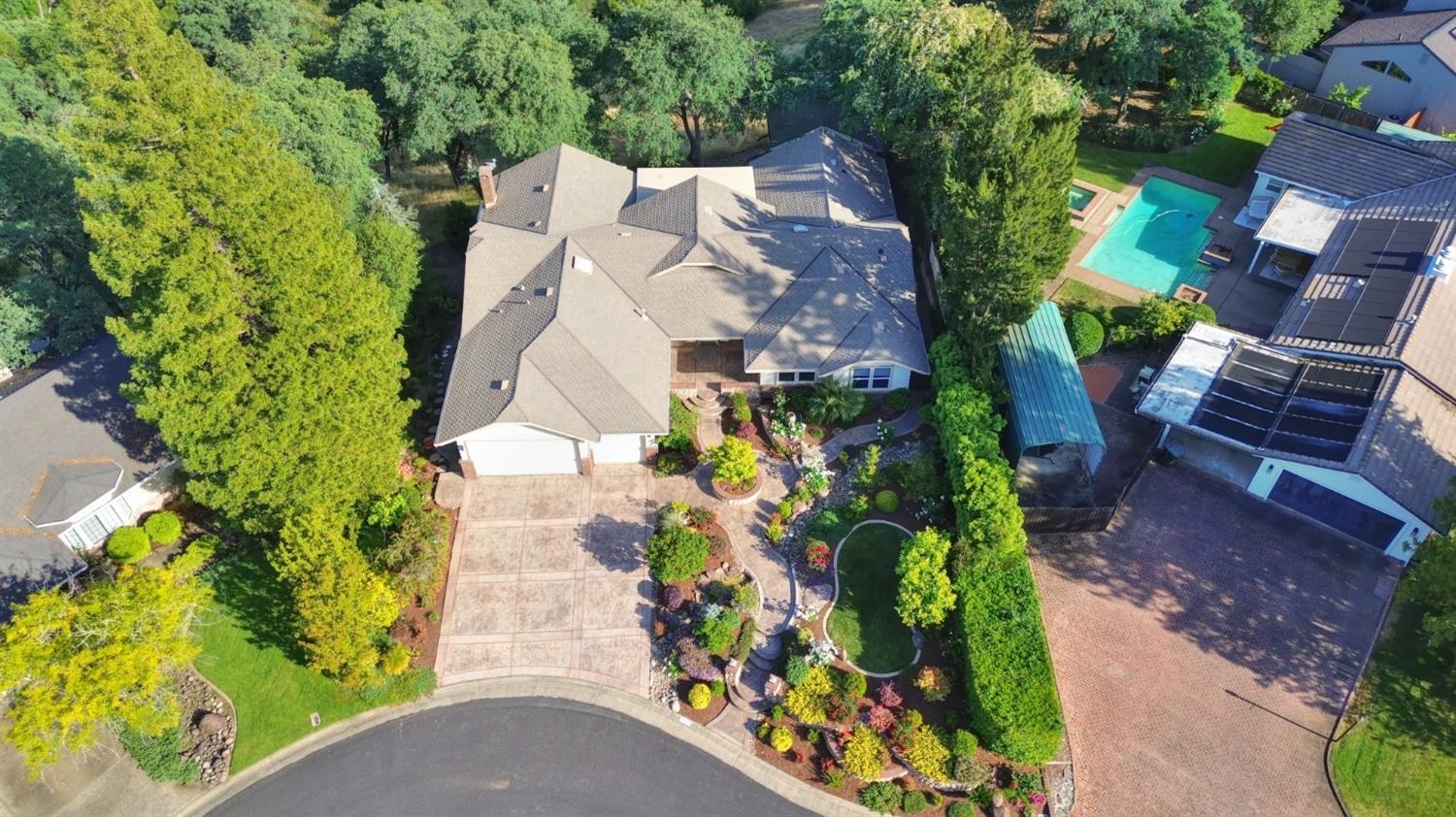 106 River Ridge Court
