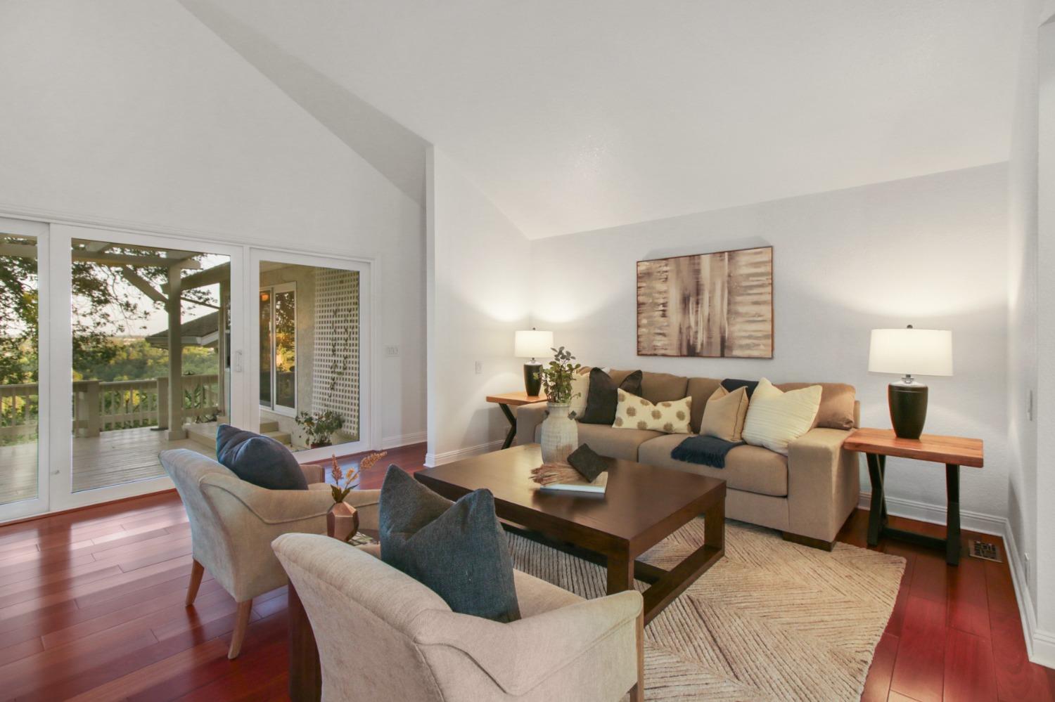 106 River Ridge Court