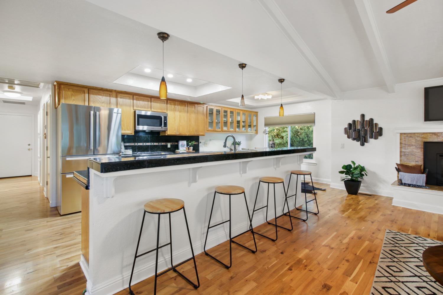 106 River Ridge Court