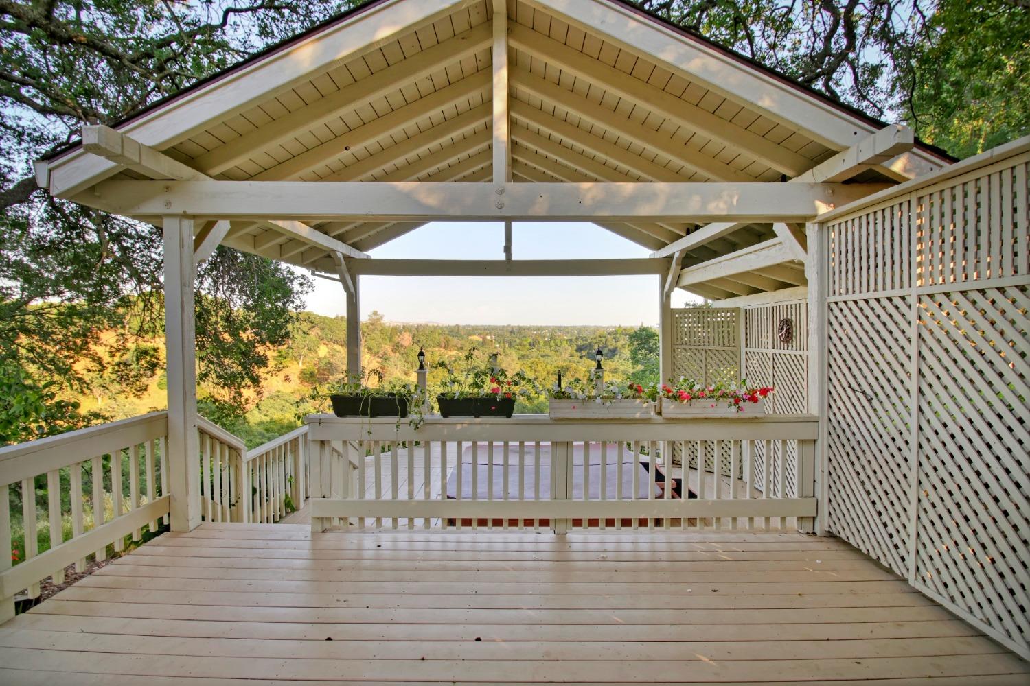 106 River Ridge Court
