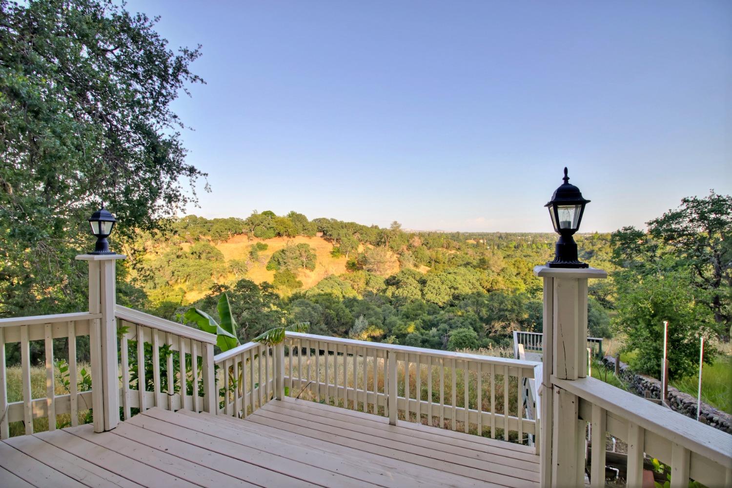 106 River Ridge Court