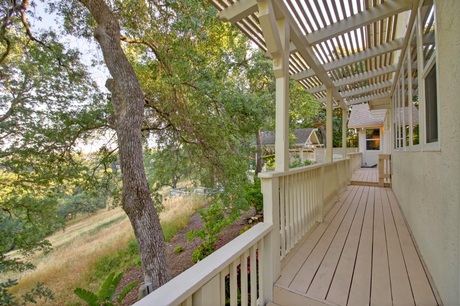 106 River Ridge Court