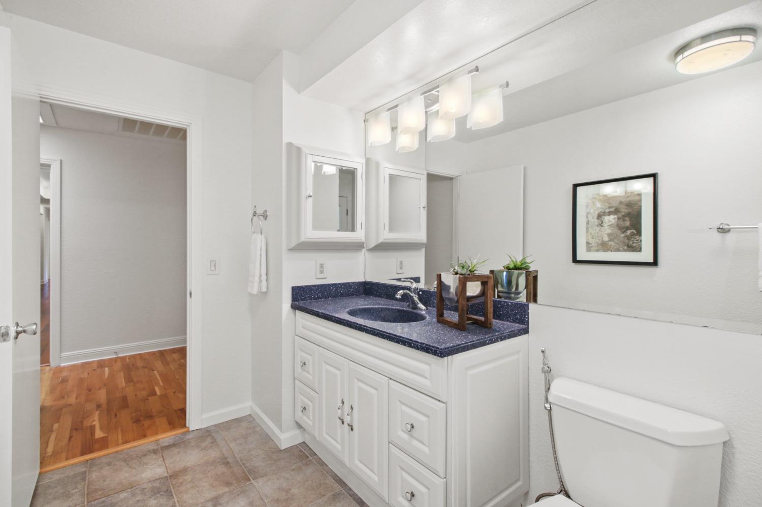 106 River Ridge Court
