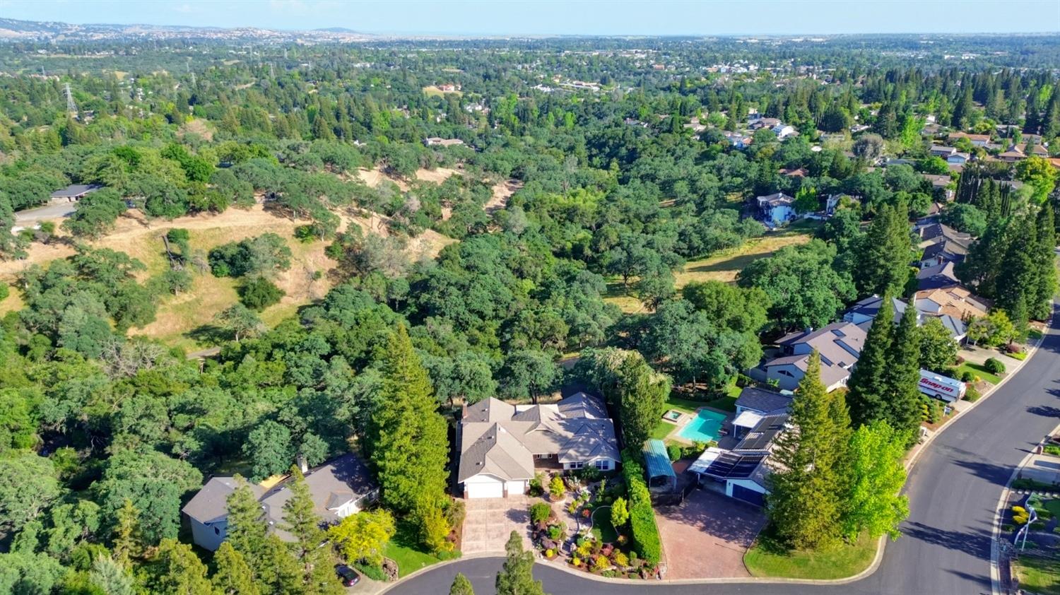 106 River Ridge Court