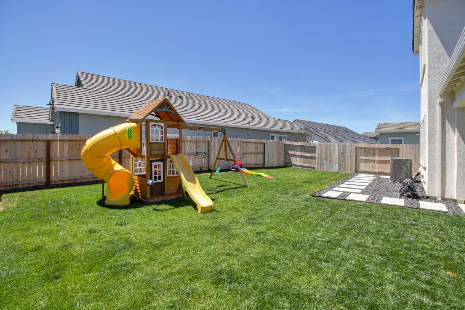 12818 Mission Peak Way