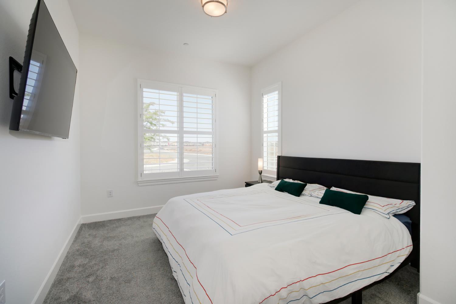 12818 Mission Peak Way