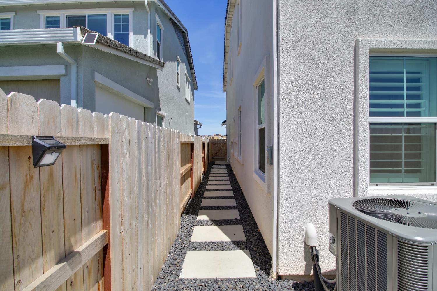 12818 Mission Peak Way