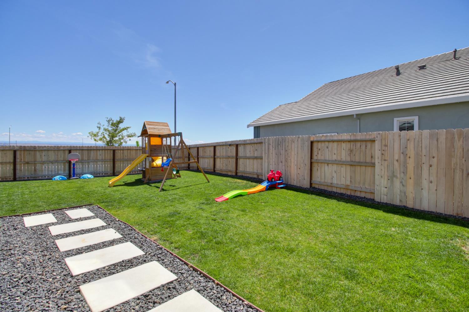 12818 Mission Peak Way