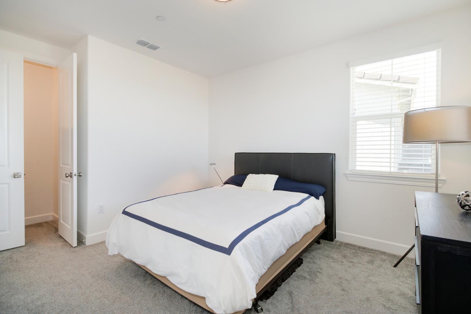 12818 Mission Peak Way