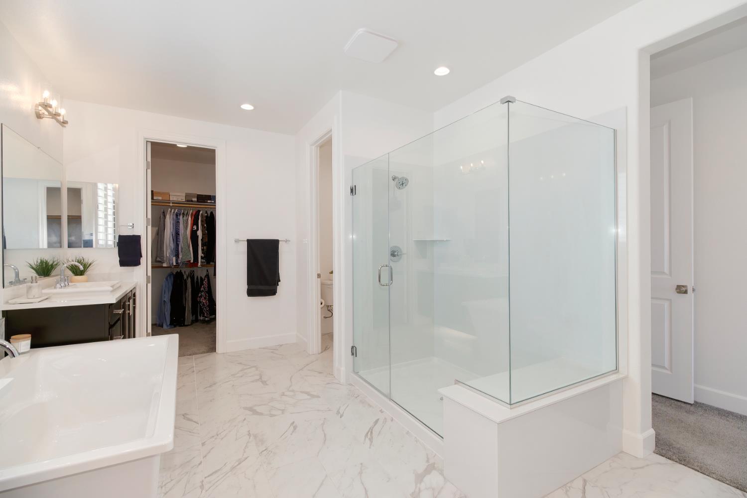 12818 Mission Peak Way