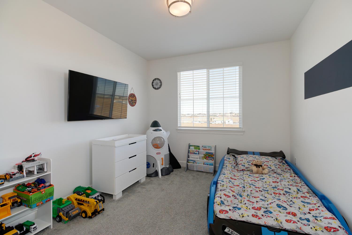 12818 Mission Peak Way