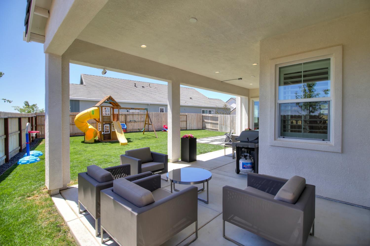 12818 Mission Peak Way