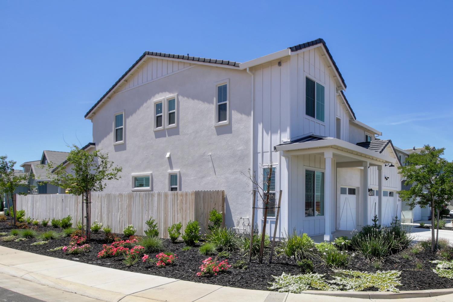 12818 Mission Peak Way