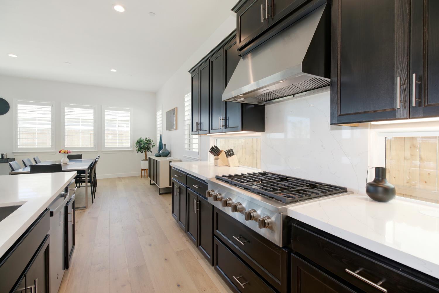 12818 Mission Peak Way